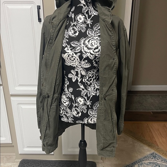 Universal Thread Olive Utility Jacket - Picture 6 of 11